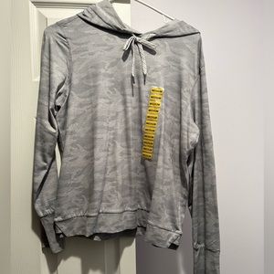 Never worn new lightweight long sleeve